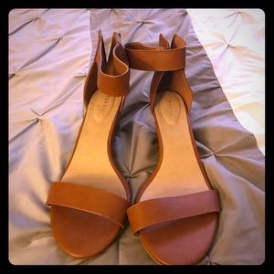 Cute brown wedge
